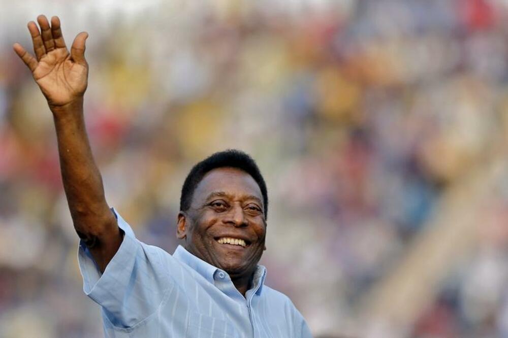 Fudbalska legenda se oporavlja: Pele stabilno, respiratorna nestabilnost uzrok problema