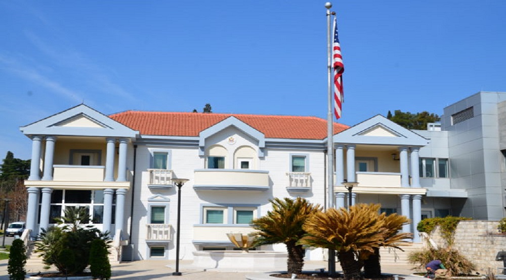 Američki šamar DPS-u: Građani da ne ispoljavaju bijes prema policiji!