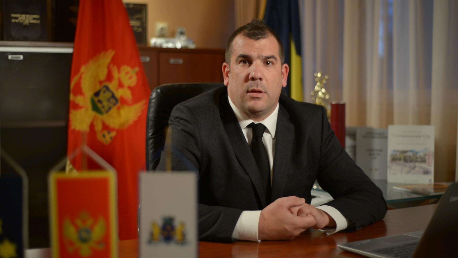 Krapović: Ima dovoljno osnova za pokretanje smjene Đukanovića