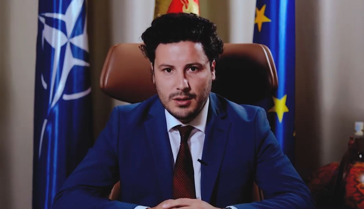 Abazović o skandiranju navijača na njegov račun: Dobro je da ljudi izduše, ako im je to ventil!
