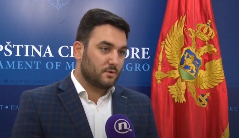 Bajčetić: Policija da ispita paranovinare koji su se lažno predstavljali u manastiru!