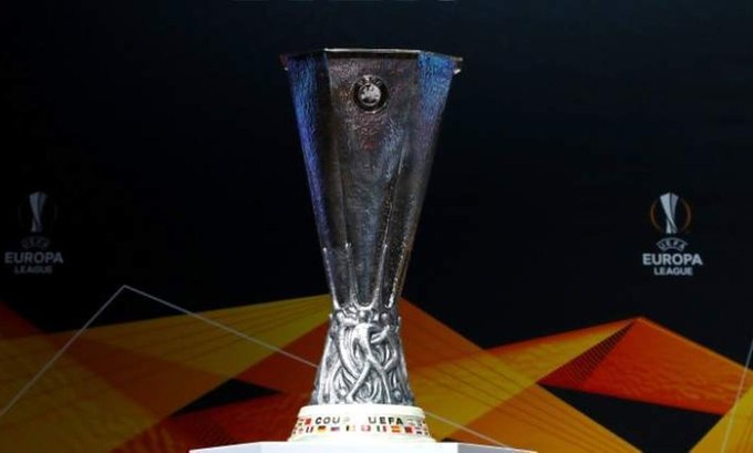 Spartak slavio u Napulju, Legija iznenadila Lester