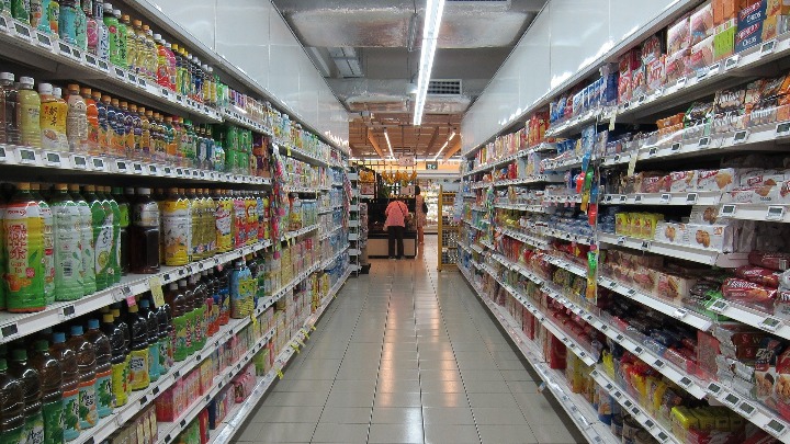 Aktuelne mjere ostaju na snazi, COVID potvrda se neće tražiti za megamarkete koji imaju preko 1000 metara kvadratnih