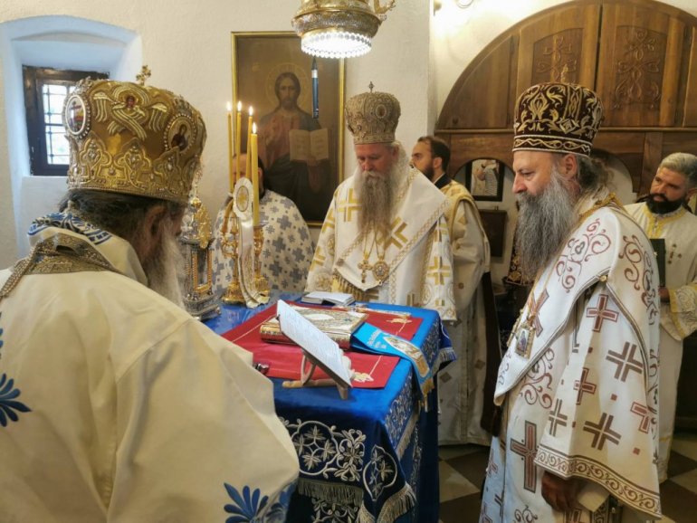 Božija je uvijek poslednja: Počelo ustoličavanje mitropolita Joanikija! (FOTO)