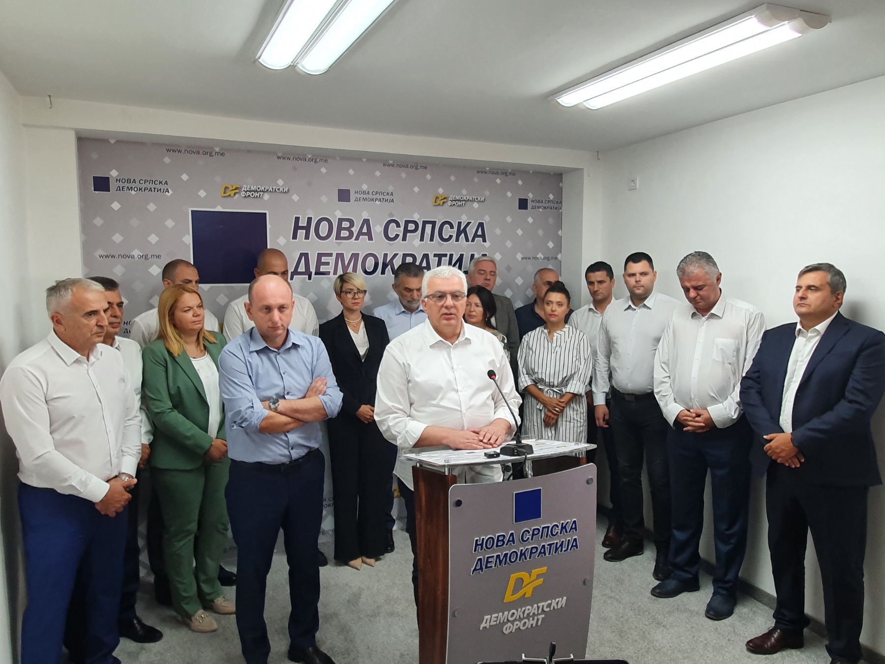 DF: Krivokapić nas je tokom noći obavijestio da je u toku državni udar, da su neki otkazali poslušnost, dali smo mu podršku da se primijeni Zakon!