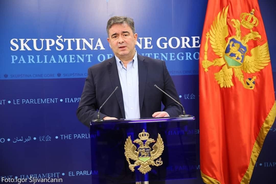 Medojević: Vlada da spriječi odlazak mafijaškog pučiste i mrzitelja crkve Hristove Mila Đukanovića na zasijedanje Generalne Skupštine UN!