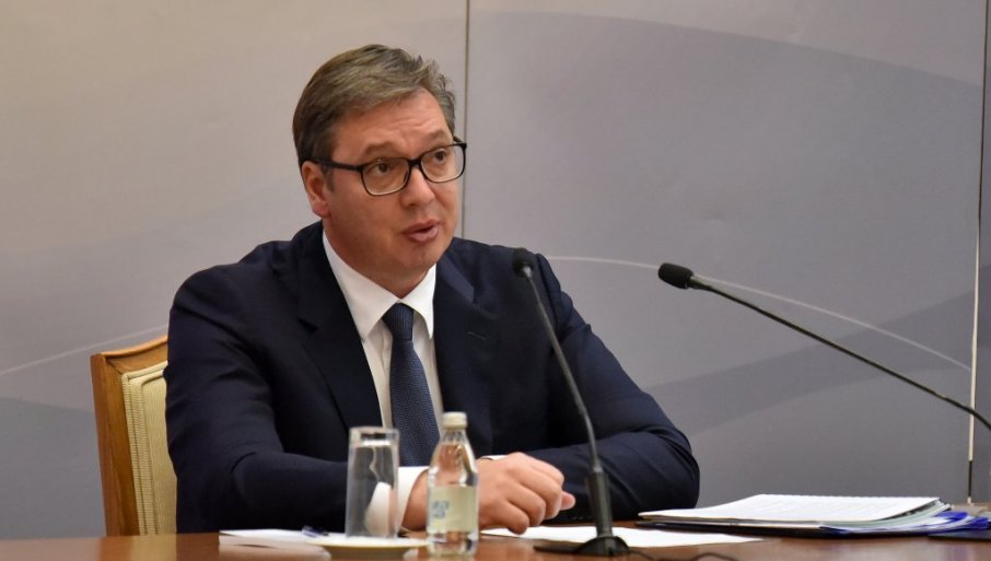 Vučić: Srbi su zadovoljni što se ROSU povukao
