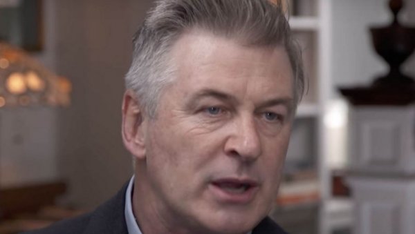 Boldvin se oglasio nakon tragedije na snimanju: Srce mi je slomljeno, u potpunosti sarađujem sa policijom!