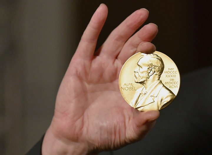 List i Makmilan dobili Nobelovu nagradu za hemiju