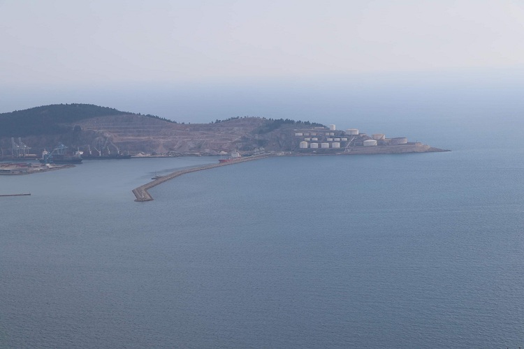 Luka Bar opravdano pod lupom EU