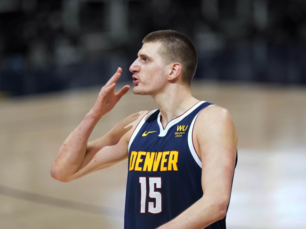 Denver razbio Dalas, slavlje Lejkersa i Netsa