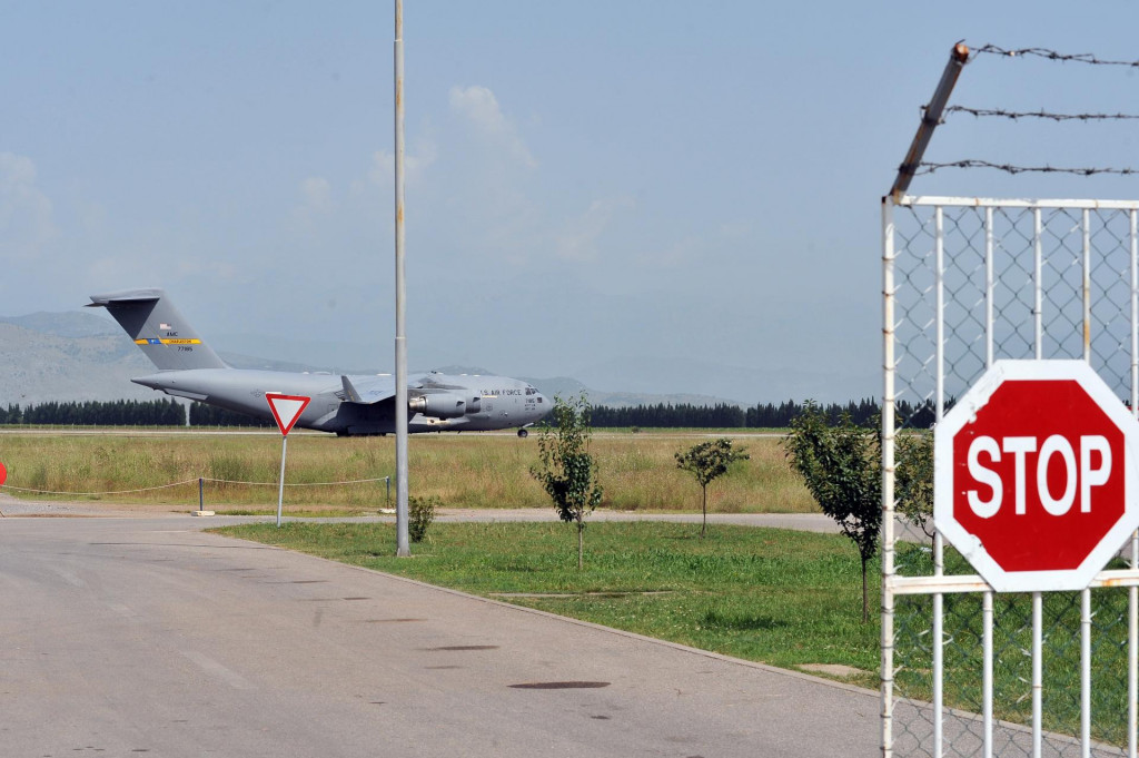 Injac i Jandreoski: Aerodrom Podgorica i vojni aerodrom Knjaz Danilo da sarađuju kao ranije