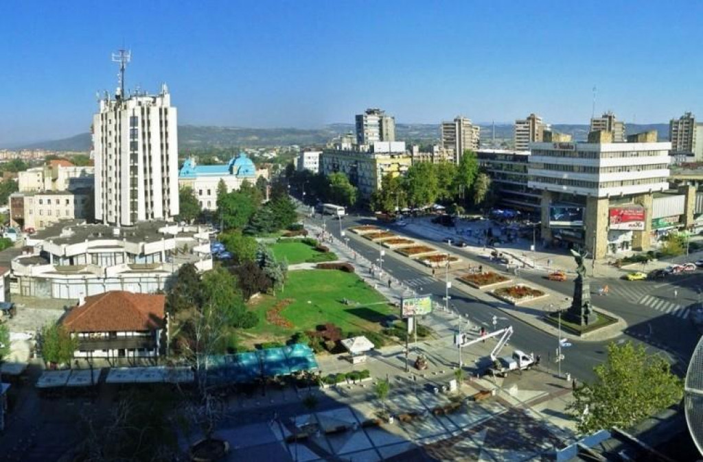 Tragedija: U Kruševcu dječak od 16 godina preminuo u kućnoj izolaciji