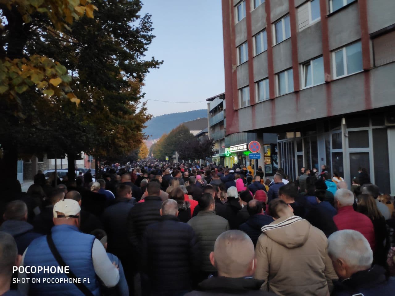 Litija u Pljevljima: Episkop Atanasije predvodio rijeku ljudi!