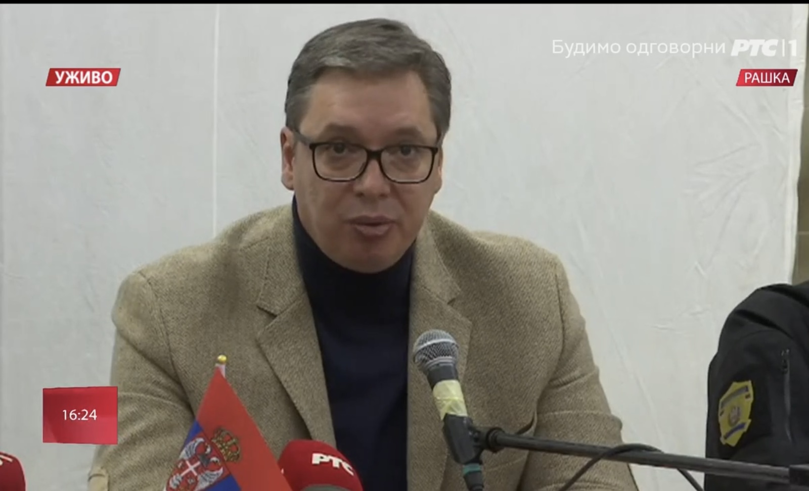Vučić na sastanku sa Srbima sa KiM: Ako krenu oružjem na vas, branite se, a mi ćemo vas zaštiti i pobijedićemo u toj borbi!