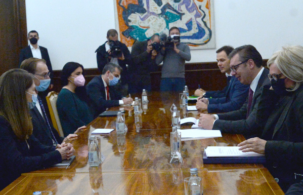 Vučić se sastao sa delegacijom Misije Međunarodnog monetarnog fonda