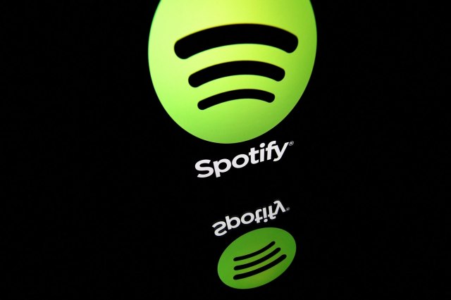 Spotify ukinuo opciju shuffle – zbog Adel