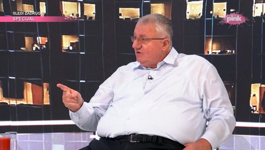 Šešelj: U kontaktu sam sa Radovanom Karadžićem, teško mu je jer je izolovan!