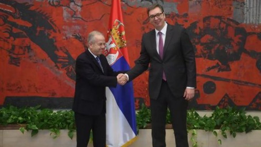 Doček novog ambasadora Argentine: Vučić se sastao sa Osvaldom Narsisom Marsikom