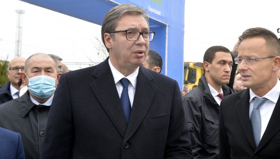 Vučić: Zagledani decenijama unaprijed, spremno dočekujemo budućnost!