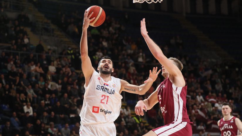 Jagodić heroj: Pobjeda Srbije nad Letonije u poslednjoj stotinki!