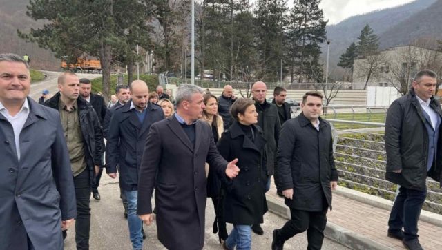 Premijerka Brnabić obišla radove na obnovi Ovčar banje
