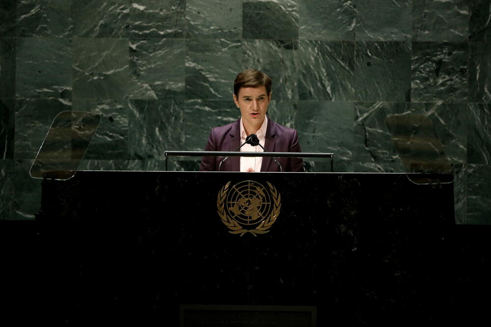 Brnabić u Parizu: Samoproglašenoj državi Kosovo nema mjesta u Unesku