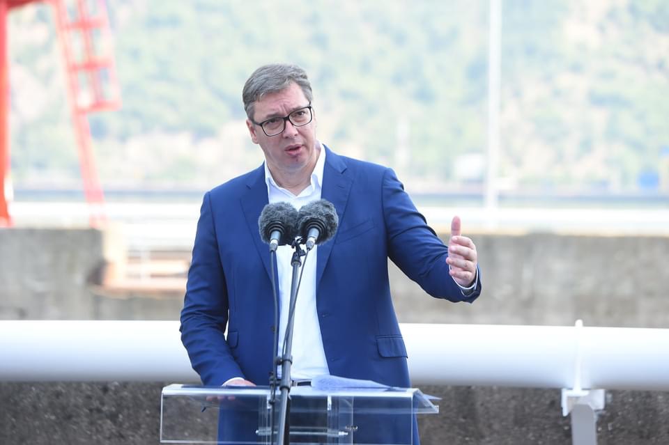 Vučić: Srbija je šampion u privlačenju stranih investitora!