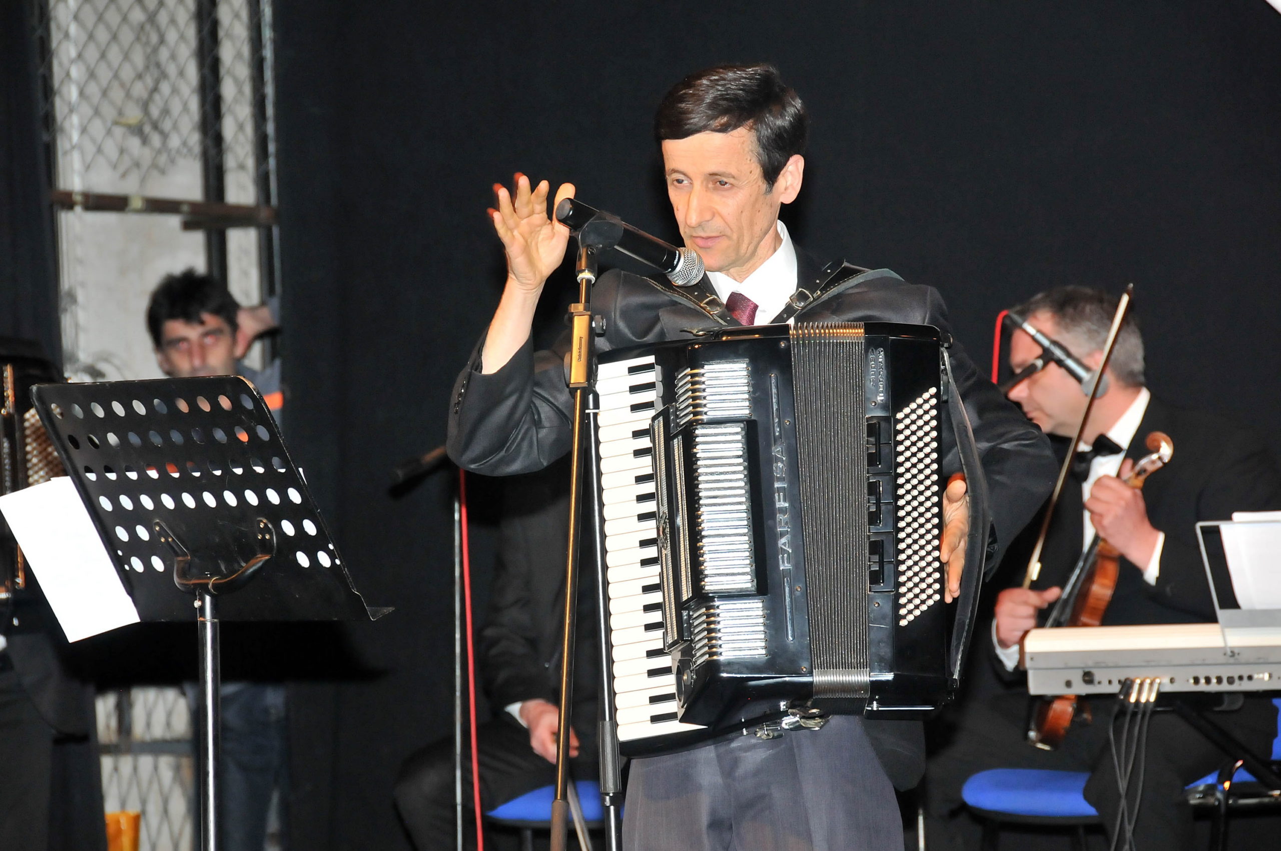 Veče muzike i humora Dragana Koprivice u KIC-u „Zeta“- Golubovci u ponedeljak u 19h