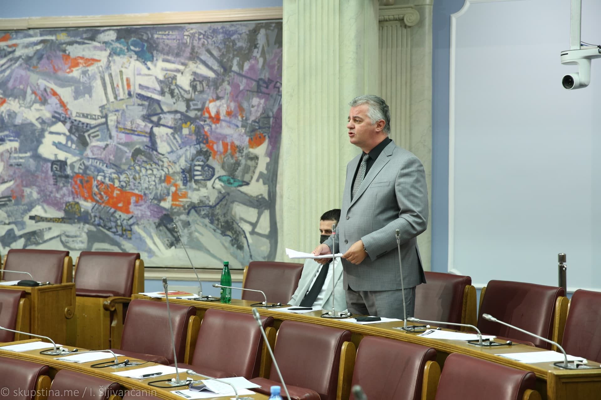 Bojović: Skupština izuzetno posvećena dijalogu sa novinarima