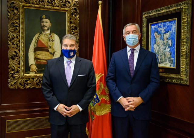 Eskobar u prolazu