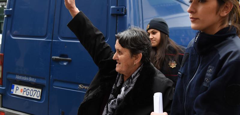 Odloženo suđenje majci Milana Kneževića: Advokat nije dobio poziv