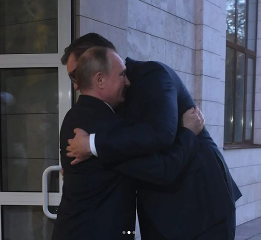 Vučić obavestio javnost o ishodu razgovora: Putin dolazi u Srbiju sledeće godine
