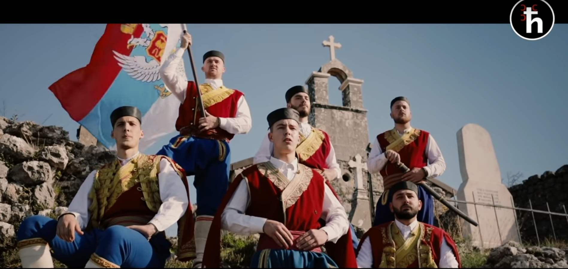 Novo umjetničko ostvarenje u produkciji grupe „Peče“ i studija „Ivangrad“ i „Čegović TV“ – Trobojna flaga!