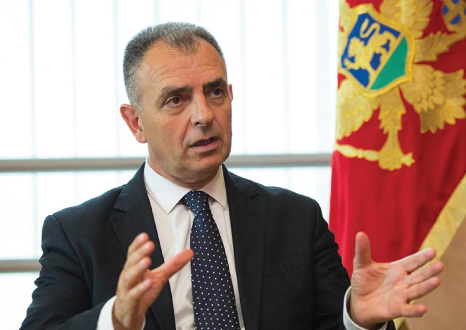 Hrapoviću bilo malo sve što je dobio tokom svog mandata: Podnio zahtjev za nadoknadu štete zbog neiskorišćenog odmora