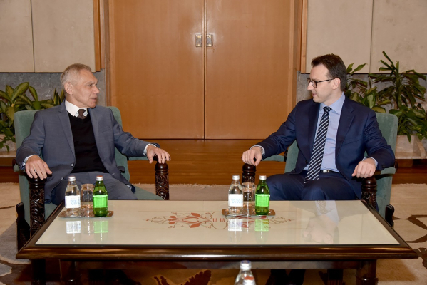 Petković se sastao sa ambasadorom Aleksandrom Bocan-Harčenkom