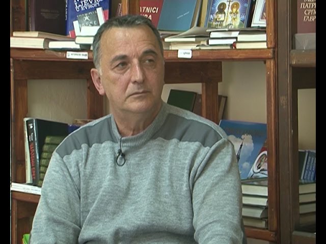 Pero Radonjić, predsjednik Nove u Danilovgradu: DPS moćnici skrnave ćirilični natpis hotela „Zeta“!