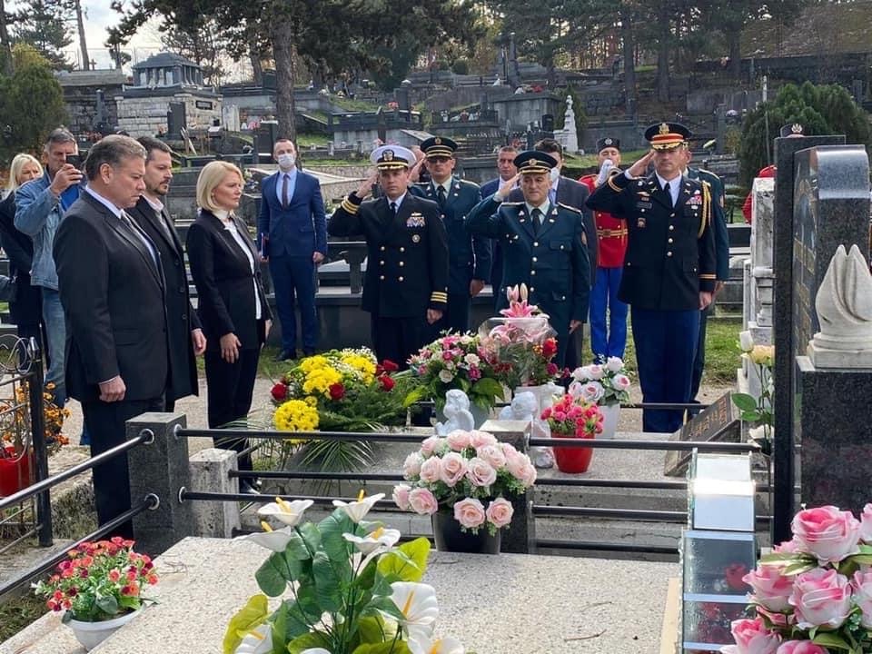 Poniženju nikad kraja: Zašto Krivokapić nije poveo Eskobara da se pokloni sjenama ubijene djece u Murinu?