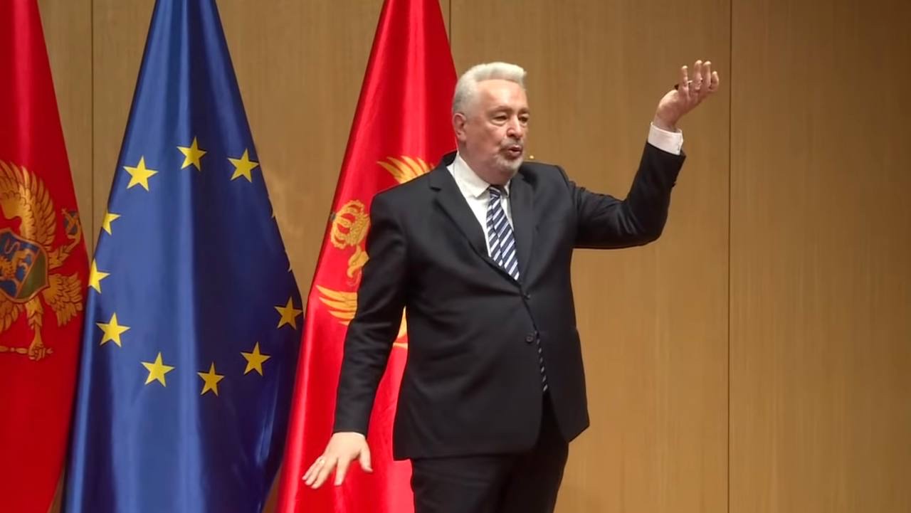 Krivom deset poena za tačku, nula za učinak