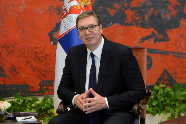 Vučić poručio Izetbegoviću: Možemo da se sastanemo i u Srebreniku