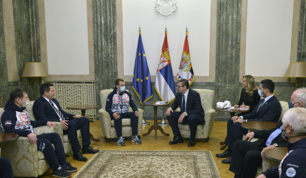 Vučić se sastao sa bokserskom delegacijom Srbije