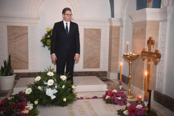 Vučić: Srbija smrću patrijarha Irineja izgubila duhovnog oca!