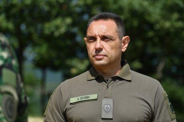 Vulin: Danas je helikopter kružio iznad Valača, bićemo spremni šta god da se desi!