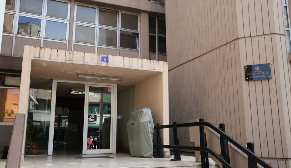 Advokat muškarca koji se neprilično ponašao u prisustvu djevojčica tražio izuzeće sudije