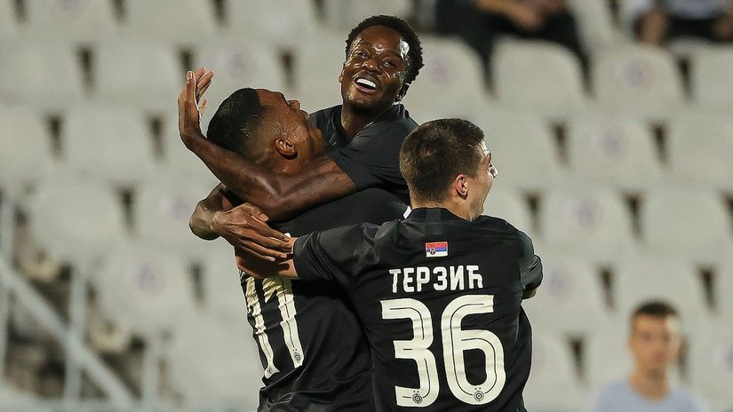 Kvinsi Menig: Istetoviraću Partizan ako uzmemo titulu