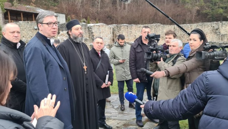 Vučić u manastiru Sopoćani: Dočekali ga građani i sveštenstvo
