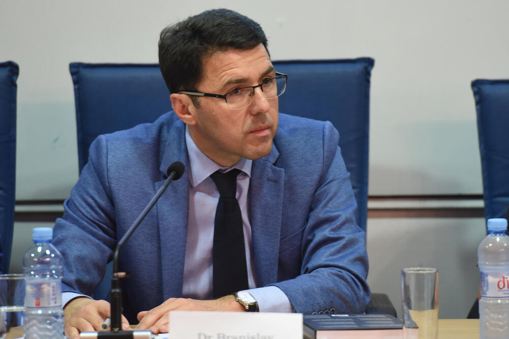 Za mjesto u Senatu DRI osam prijava: Odbor za ekonomiju saslušaće kandidata za upražnjenu poziciju