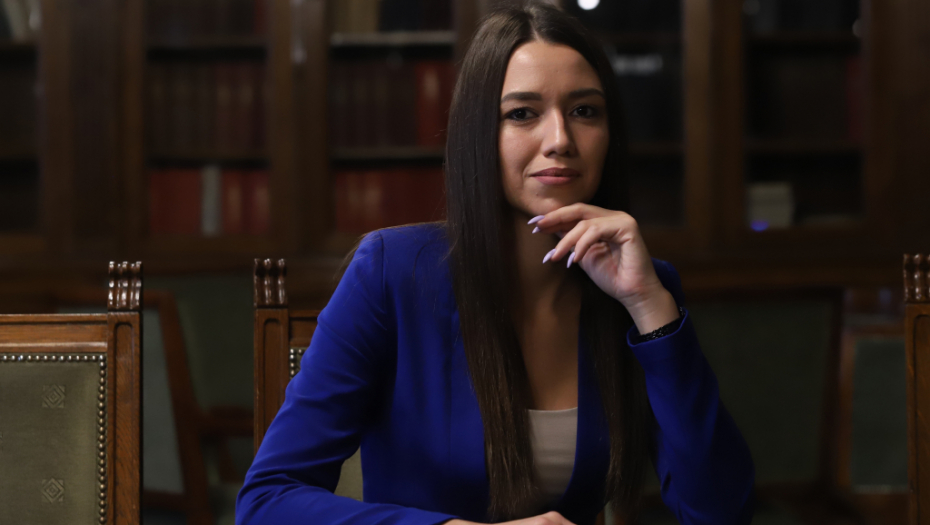 Đurić: Za državu se bori onako kako to radi Vučić