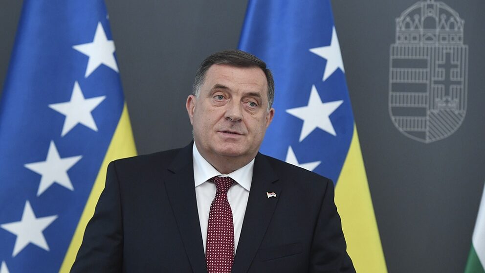Dodik: Inckov zakon mora biti povučen!