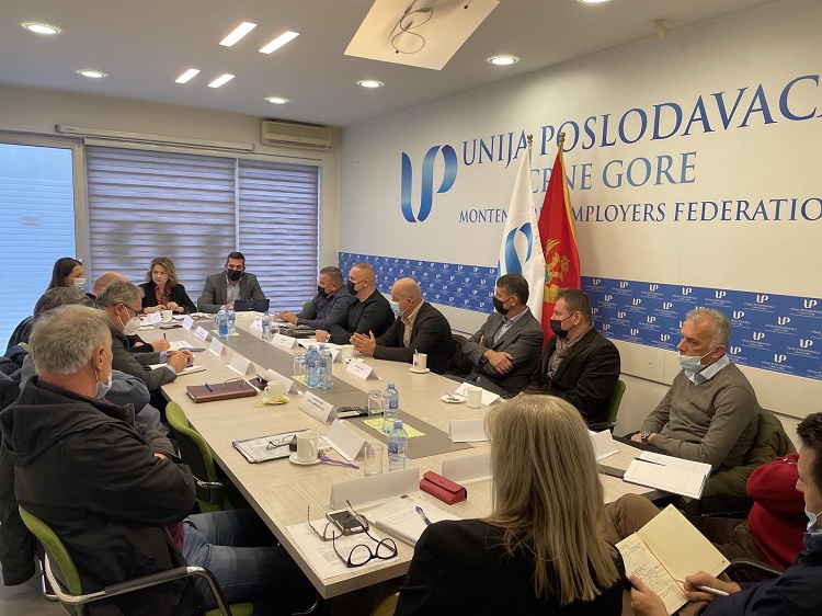 Sastanak Odbora Unije poslodavaca: Potrebna pomoć privrednicima iz sektora za odjeću i obuću